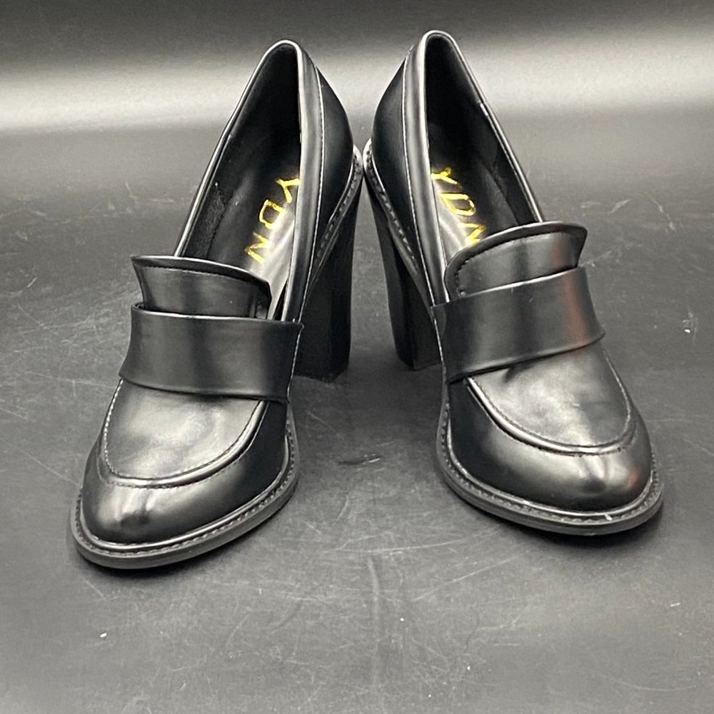 YDN Black Chunky High Heels Round Toe Pumps